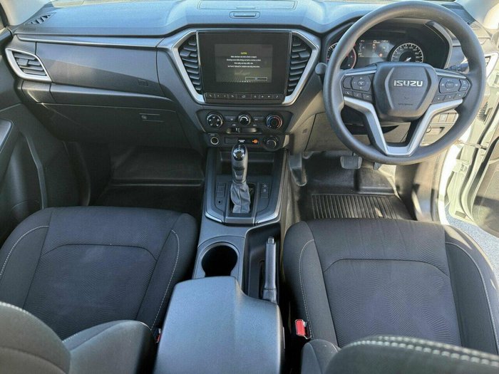 2021 Isuzu D-MAX LS-M