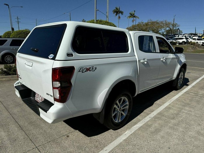 2021 Isuzu D-MAX LS-M
