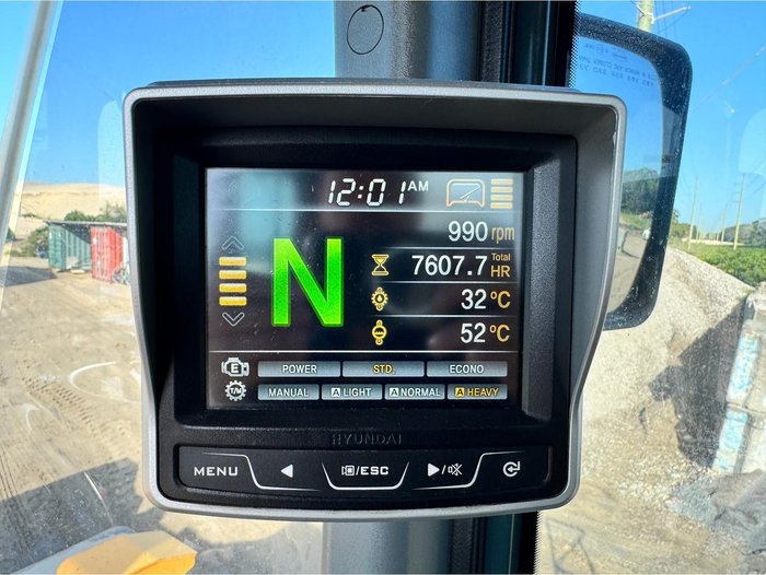 Hyundai Hl770-9