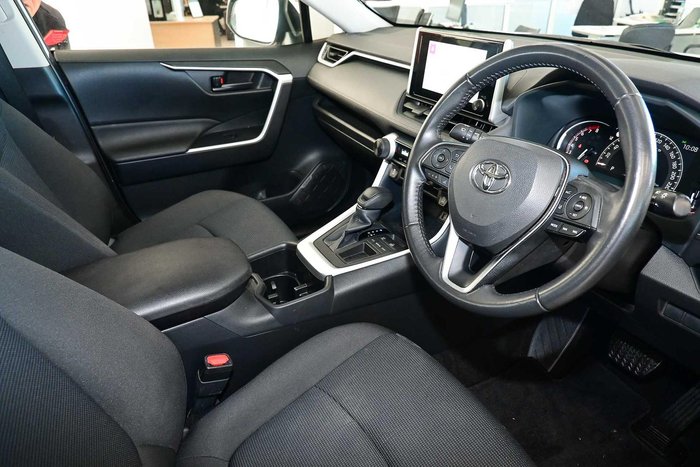 2023 Toyota RAV4 GX