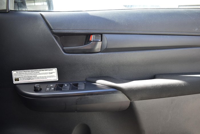 2021 Toyota Hilux SR