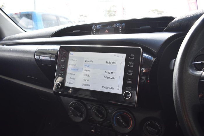 2021 Toyota Hilux SR