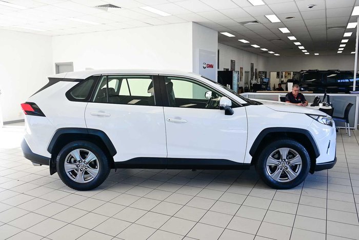 2023 Toyota RAV4 GX