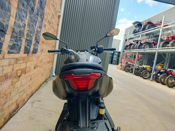 2025 YAMAHA MT-07 LAMS ROAD BLACK