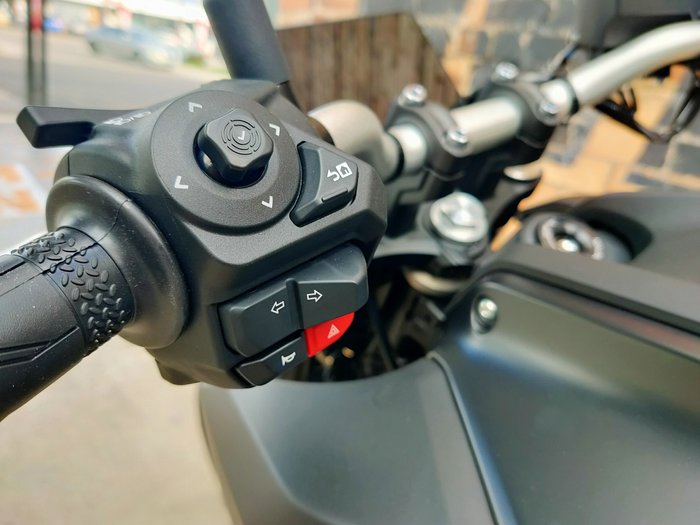 2025 YAMAHA MT-07 LAMS ROAD BLACK