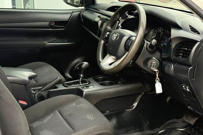 2016 Toyota Hilux Workmate