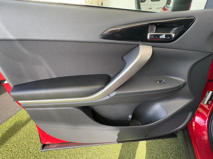 2024 Mitsubishi Eclipse Cross LS