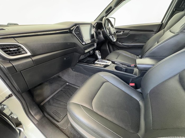 2020 Isuzu D-MAX X-TERRAIN