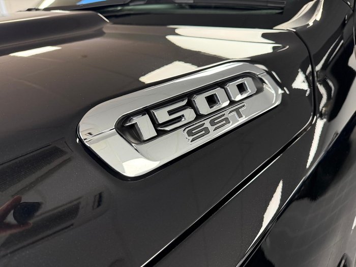 2025 RAM 1500 Laramie Sport Hurricane SO RamBox