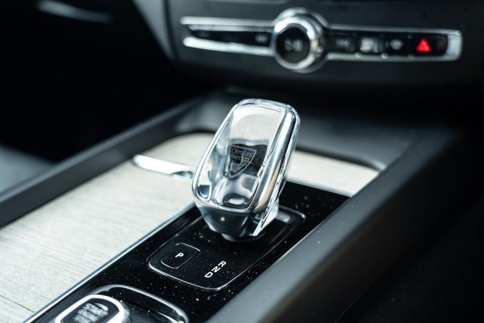 2021 Volvo XC60 B5 Inscription