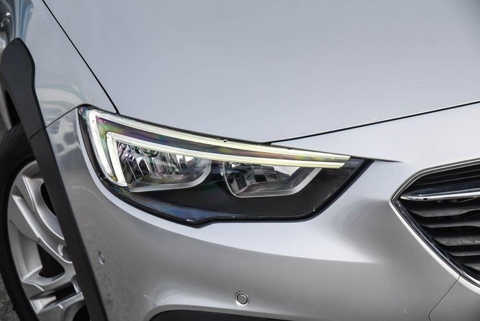 2018 Holden Calais
