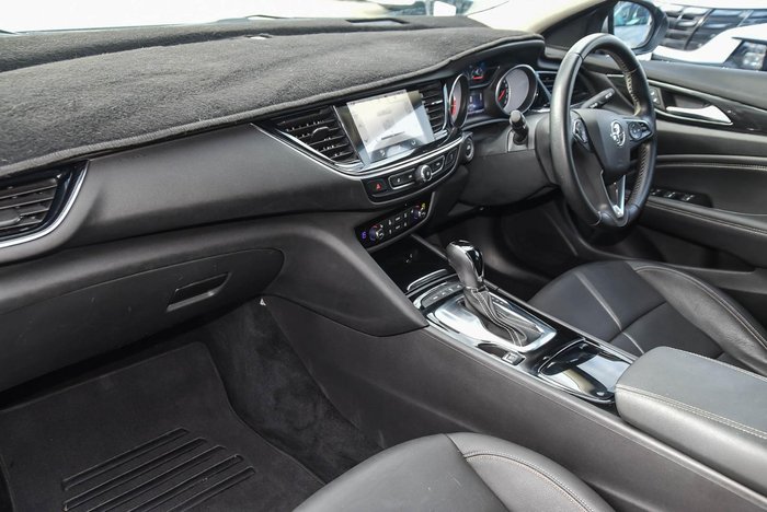 2018 Holden Calais