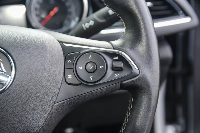 2018 Holden Calais