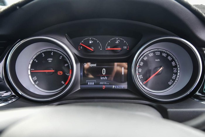 2018 Holden Calais