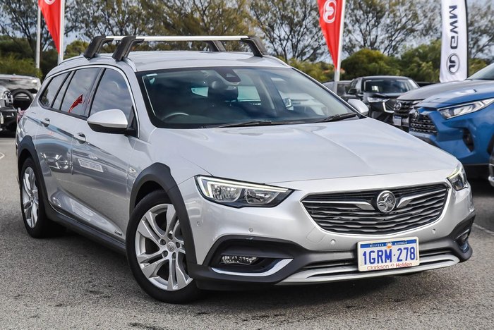 2018 Holden Calais