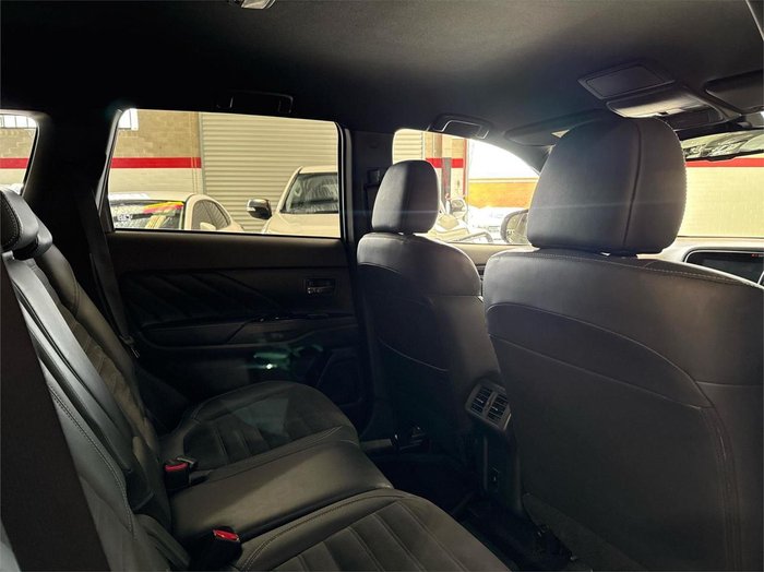 2021 Mitsubishi Outlander PHEV GSR