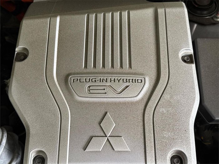 2021 Mitsubishi Outlander PHEV GSR