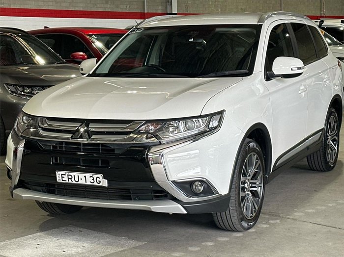 2017 Mitsubishi Outlander LS Safety Pack