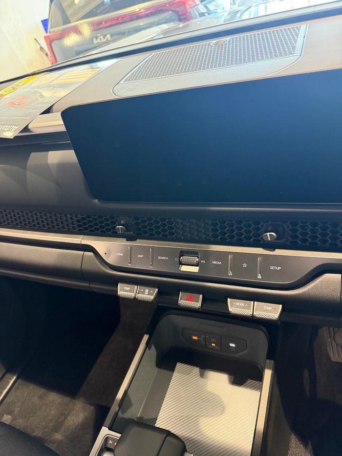 2025 Kia Tasman S