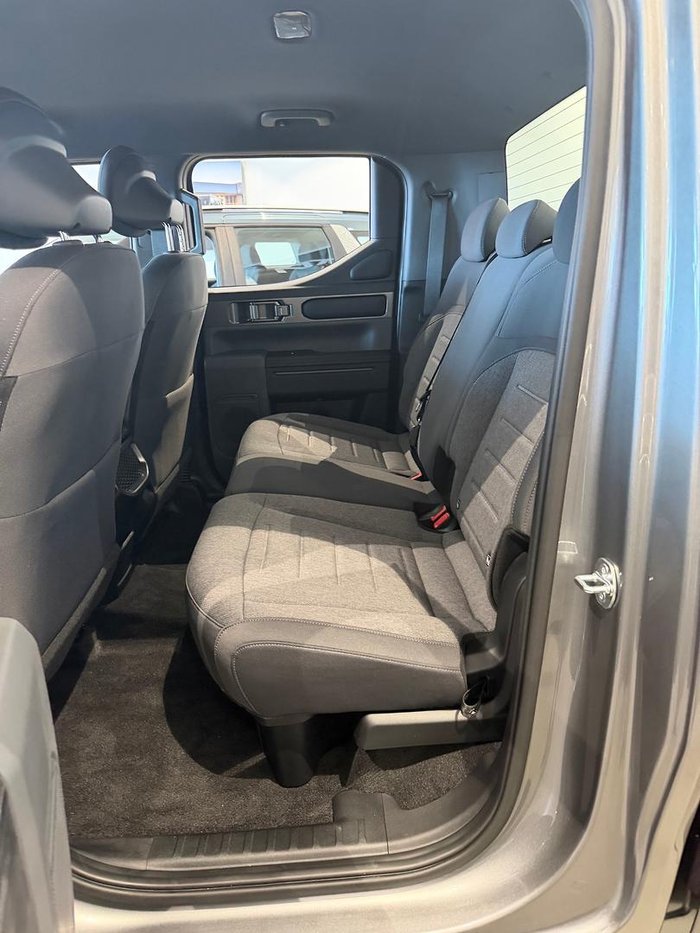 2025 Kia Tasman S