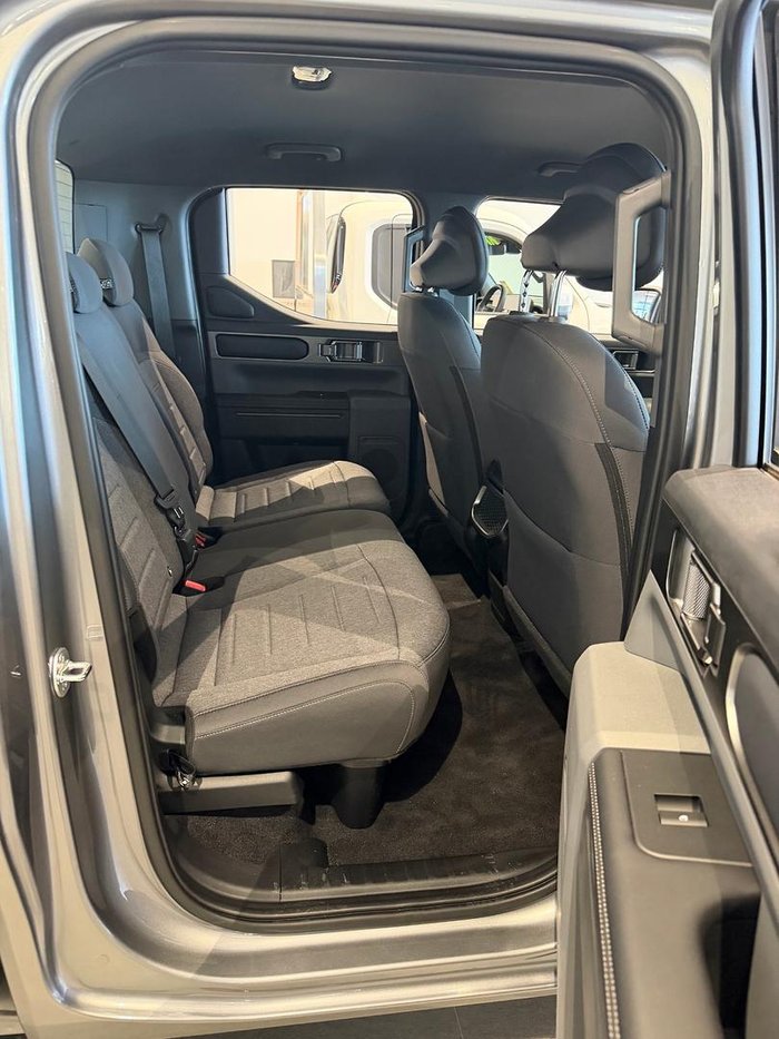 2025 Kia Tasman S
