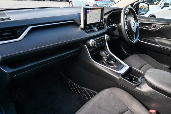 2023 Toyota RAV4 GXL