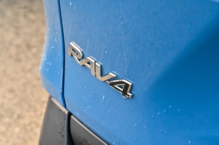2023 Toyota RAV4 GXL