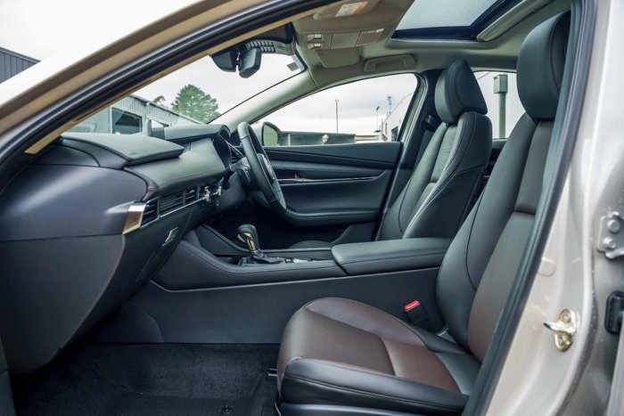 2025 Mazda 3 G25 Astina