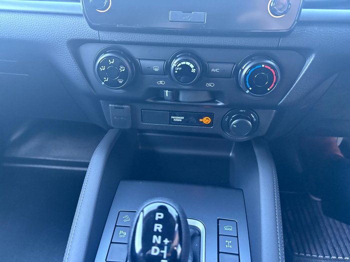2025 Mazda BT-50 XT
