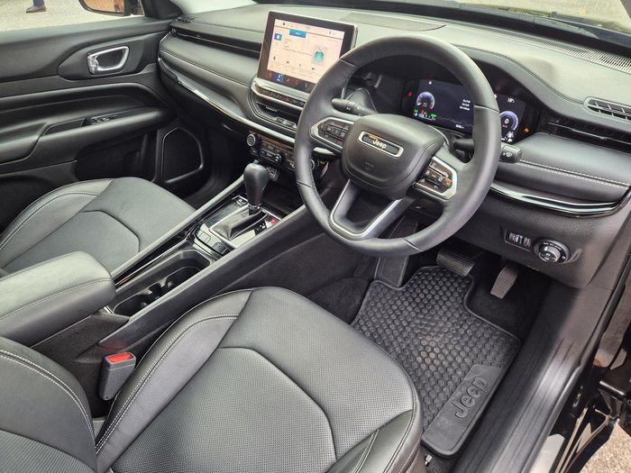 2024 Jeep Compass Summit e-Hybrid