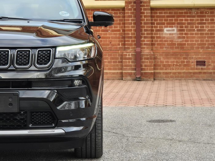 2024 Jeep Compass Summit e-Hybrid