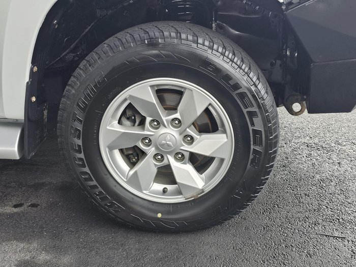 2022 Mitsubishi Triton GLX+