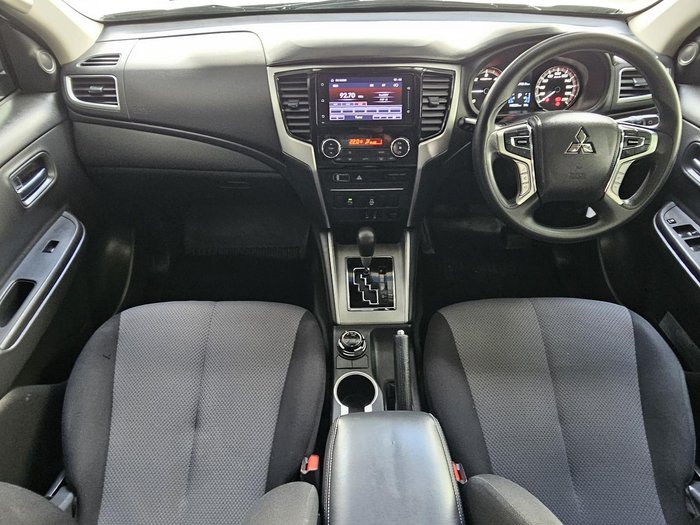2022 Mitsubishi Triton GLX+