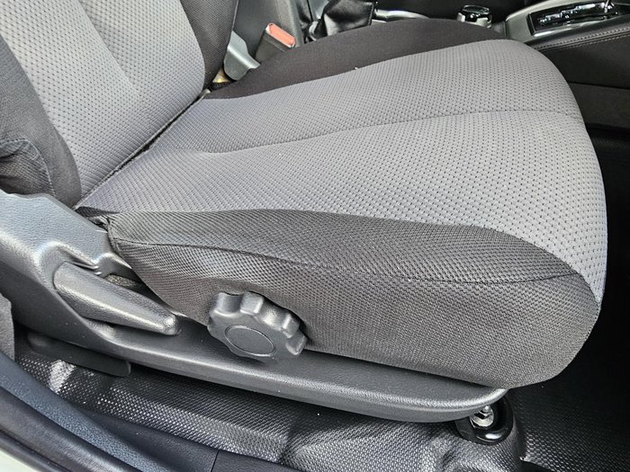2022 Mitsubishi Triton GLX+