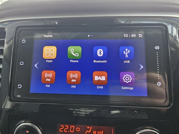 2022 Mitsubishi Triton GLX+