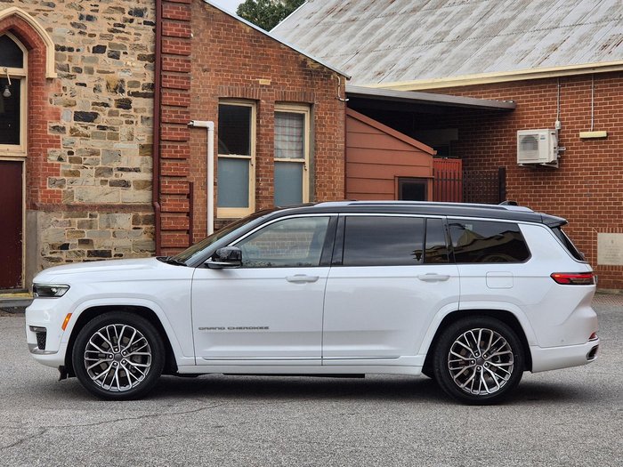 2022 Jeep Grand Cherokee L Summit Reserve