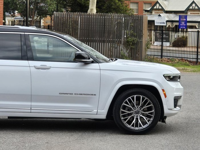 2022 Jeep Grand Cherokee L Summit Reserve