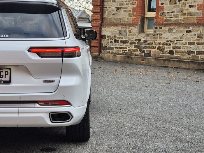 2022 Jeep Grand Cherokee L Summit Reserve