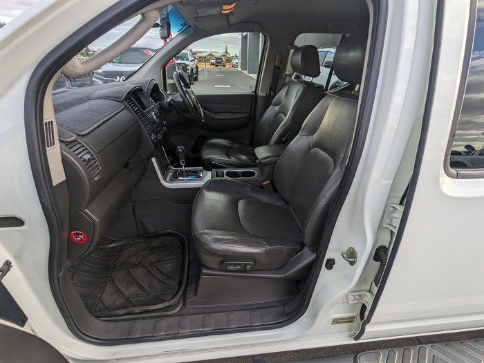 2013 Nissan Navara ST-X 550