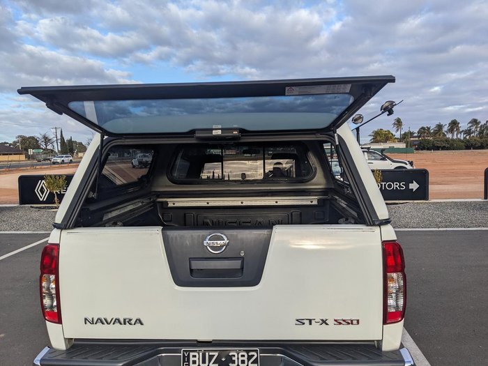 2013 Nissan Navara ST-X 550
