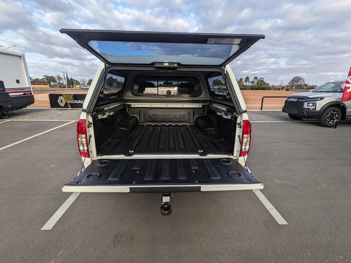 2013 Nissan Navara ST-X 550