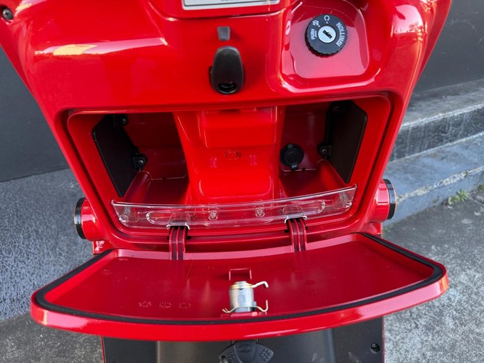 2024 Kymco Like 50 Like Red