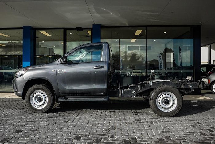 2023 Toyota Hilux SR