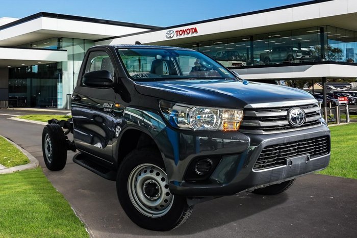 2023 Toyota Hilux SR