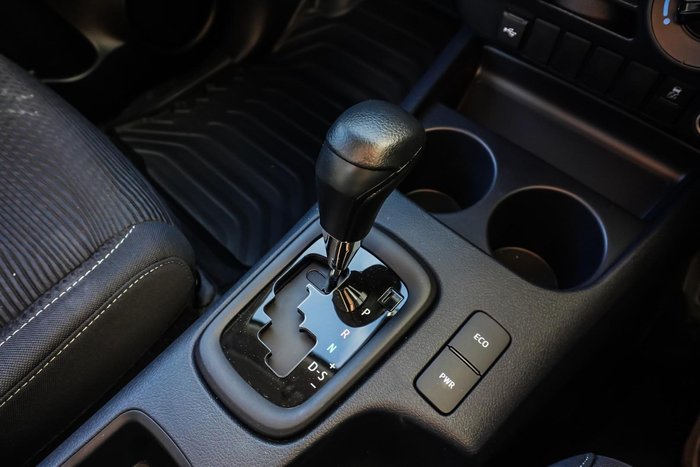 2024 Toyota Hilux SR Hi-Rider