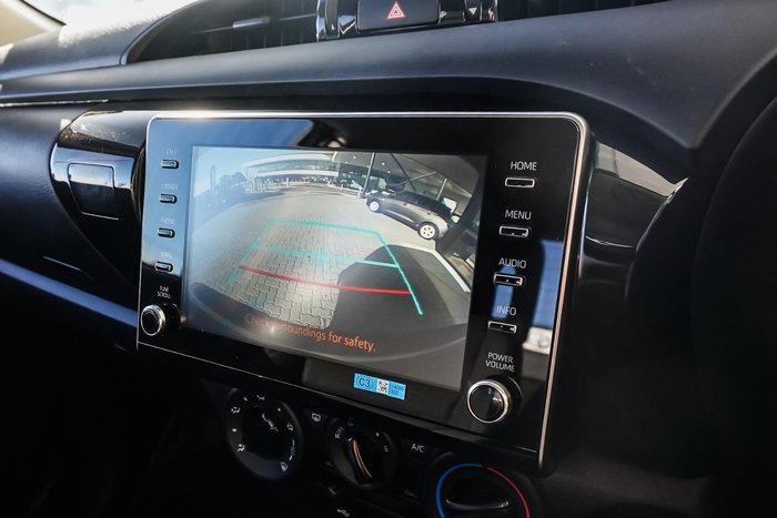 2024 Toyota Hilux SR Hi-Rider