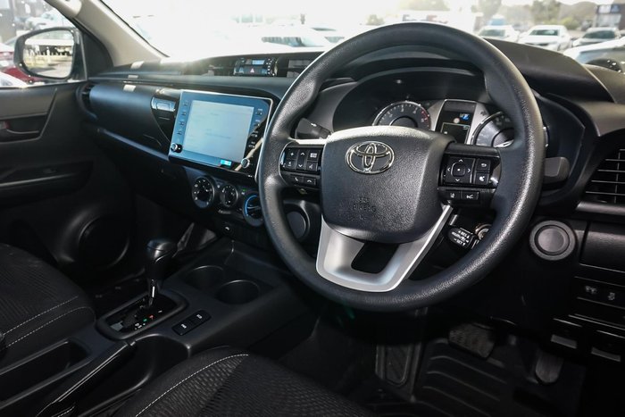 2024 Toyota Hilux SR Hi-Rider