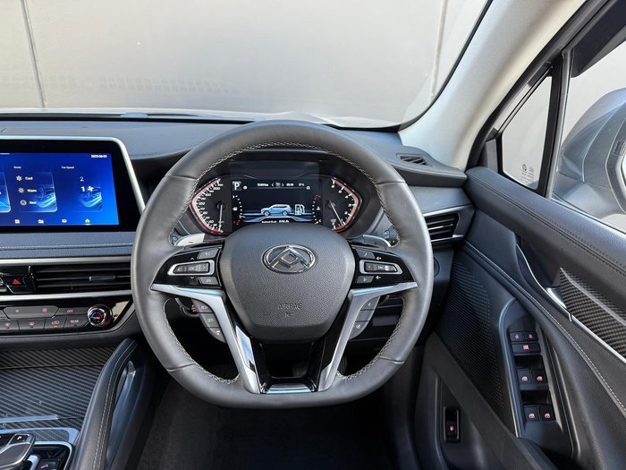 2023 LDV D90 Executive