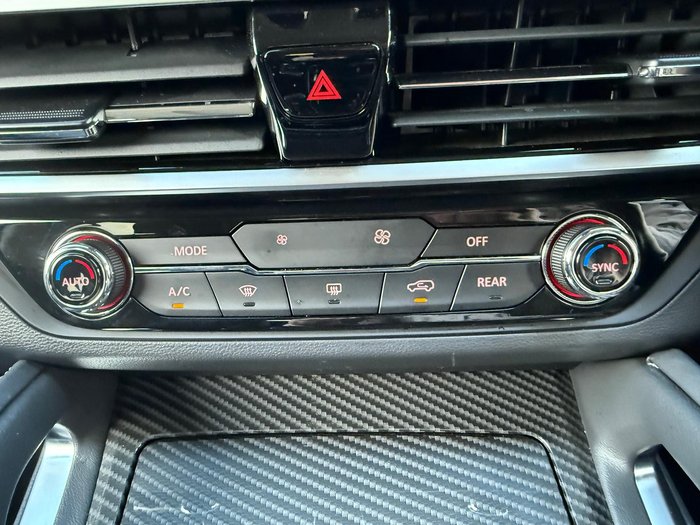2023 LDV D90 Executive