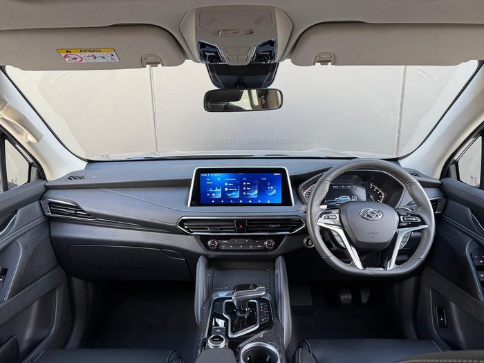 2023 LDV D90 Executive